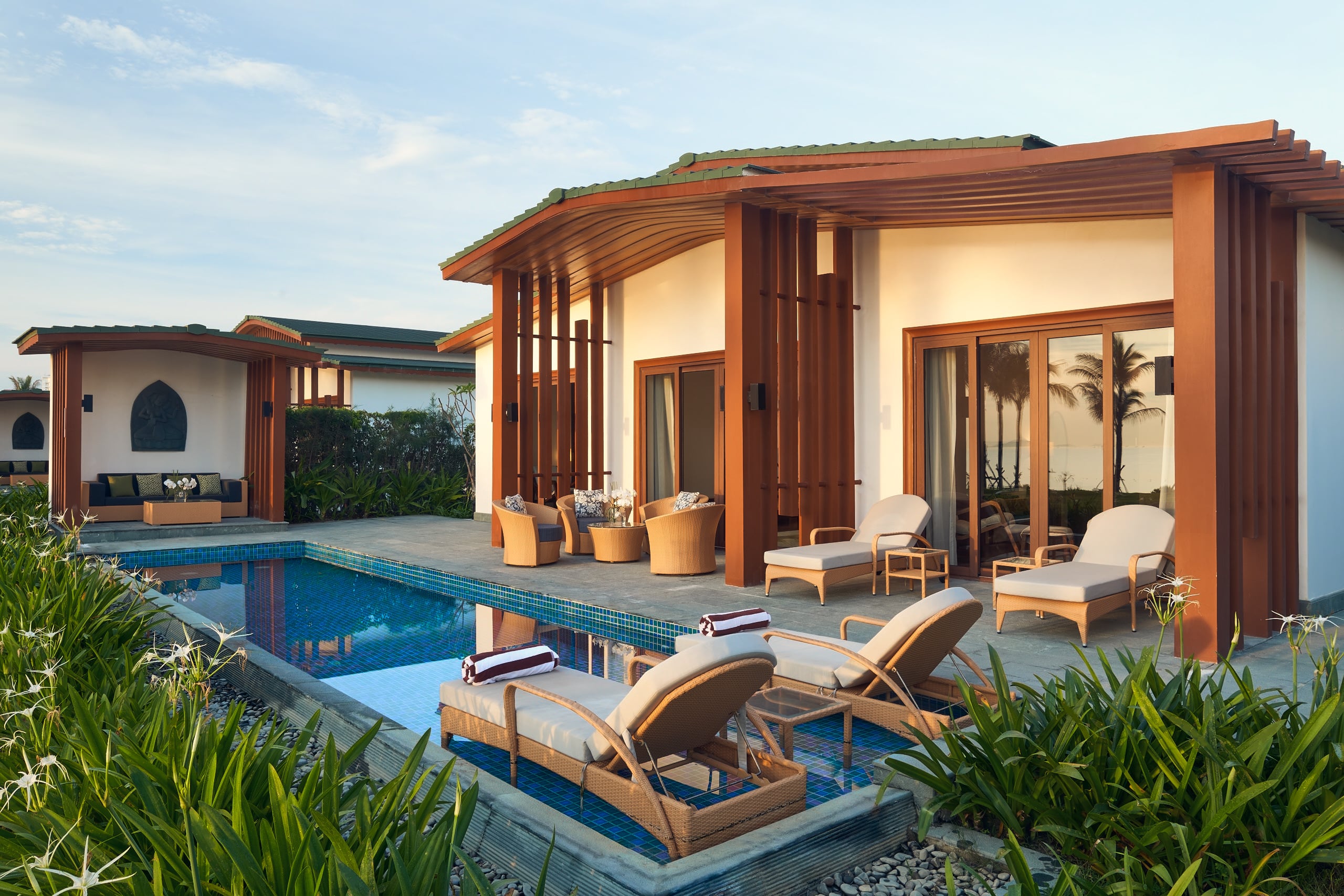 Beachfront Pool Villa