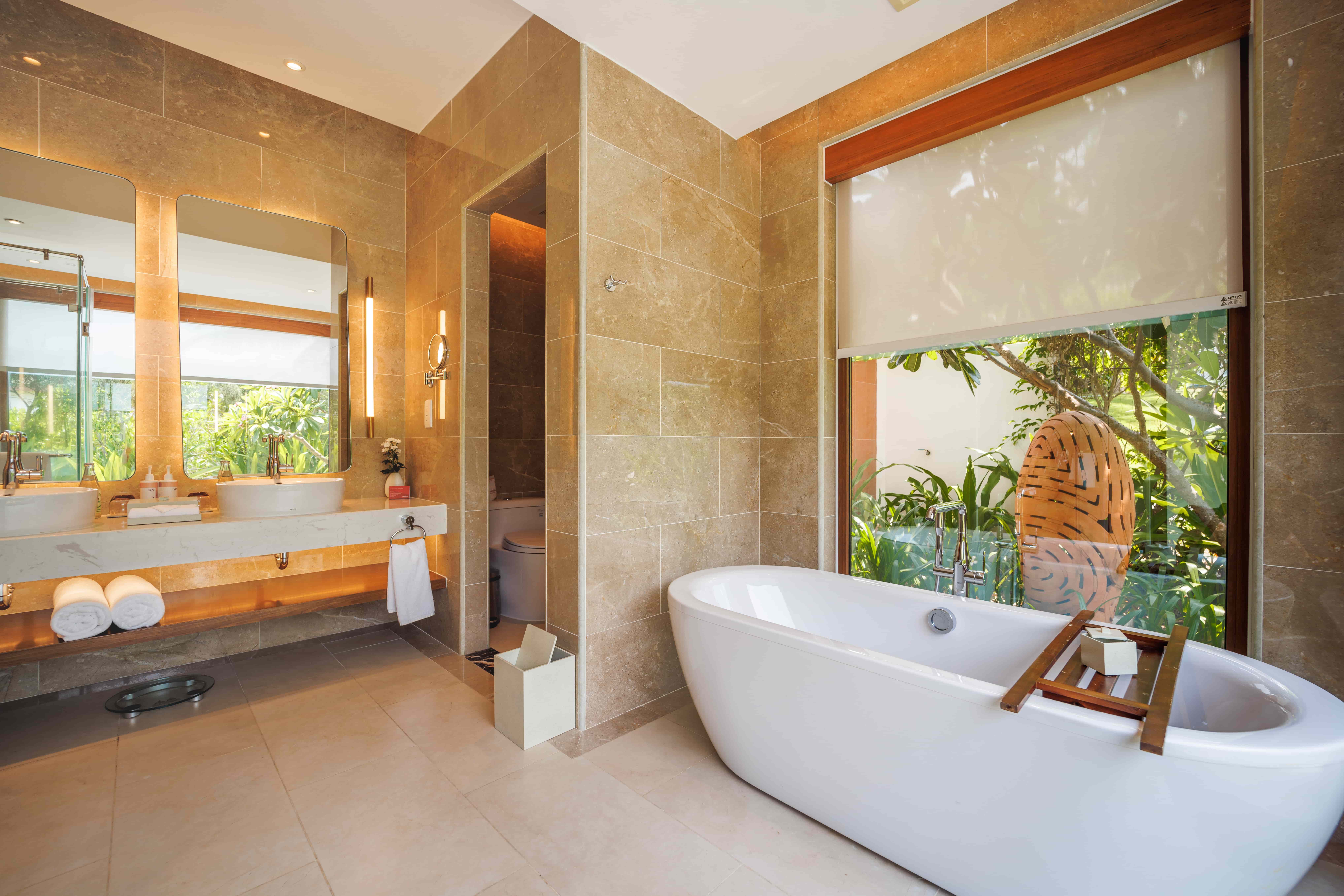 Beachfront Pool Villa